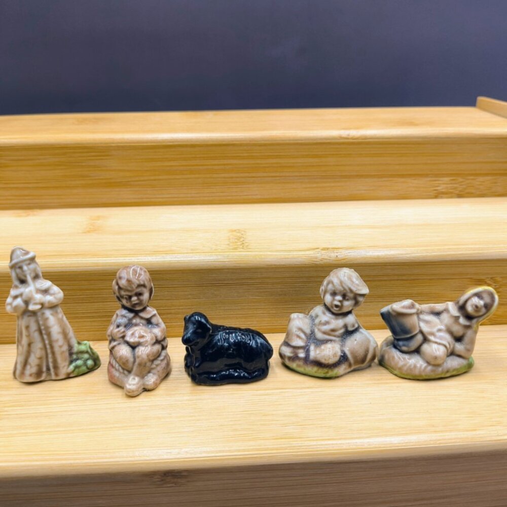 Vintage Wade Whimsies Red Rose Tea Figurines - Nursery Rhyme Lot - Black Sheep